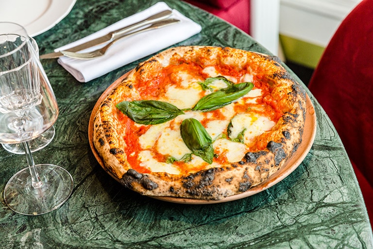 Pizza Margherita Giuse Trattoria