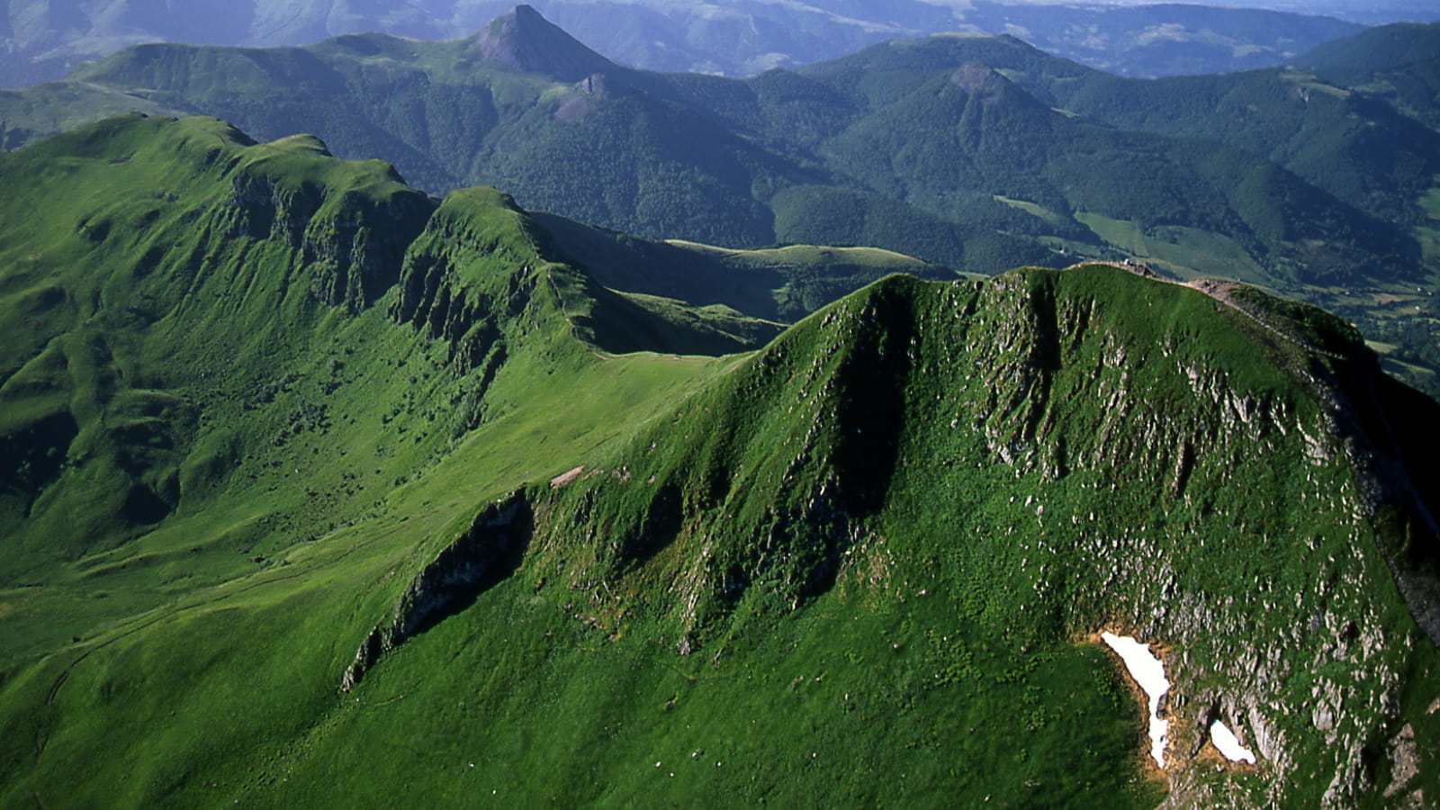 Les volcans d'Auvergne, panorama